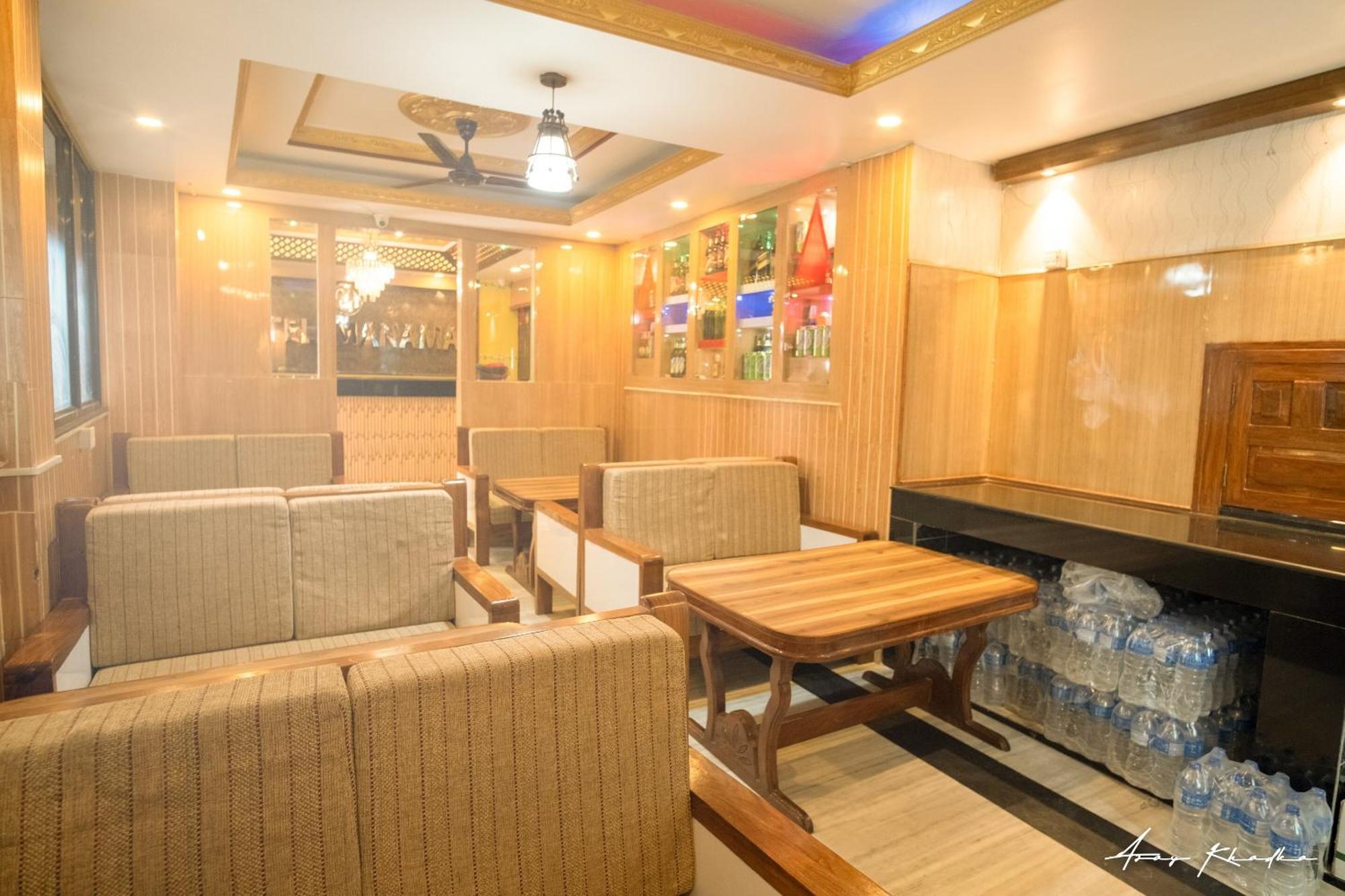 Oyo 304 Hotel Manama Balaju Zewnętrze zdjęcie